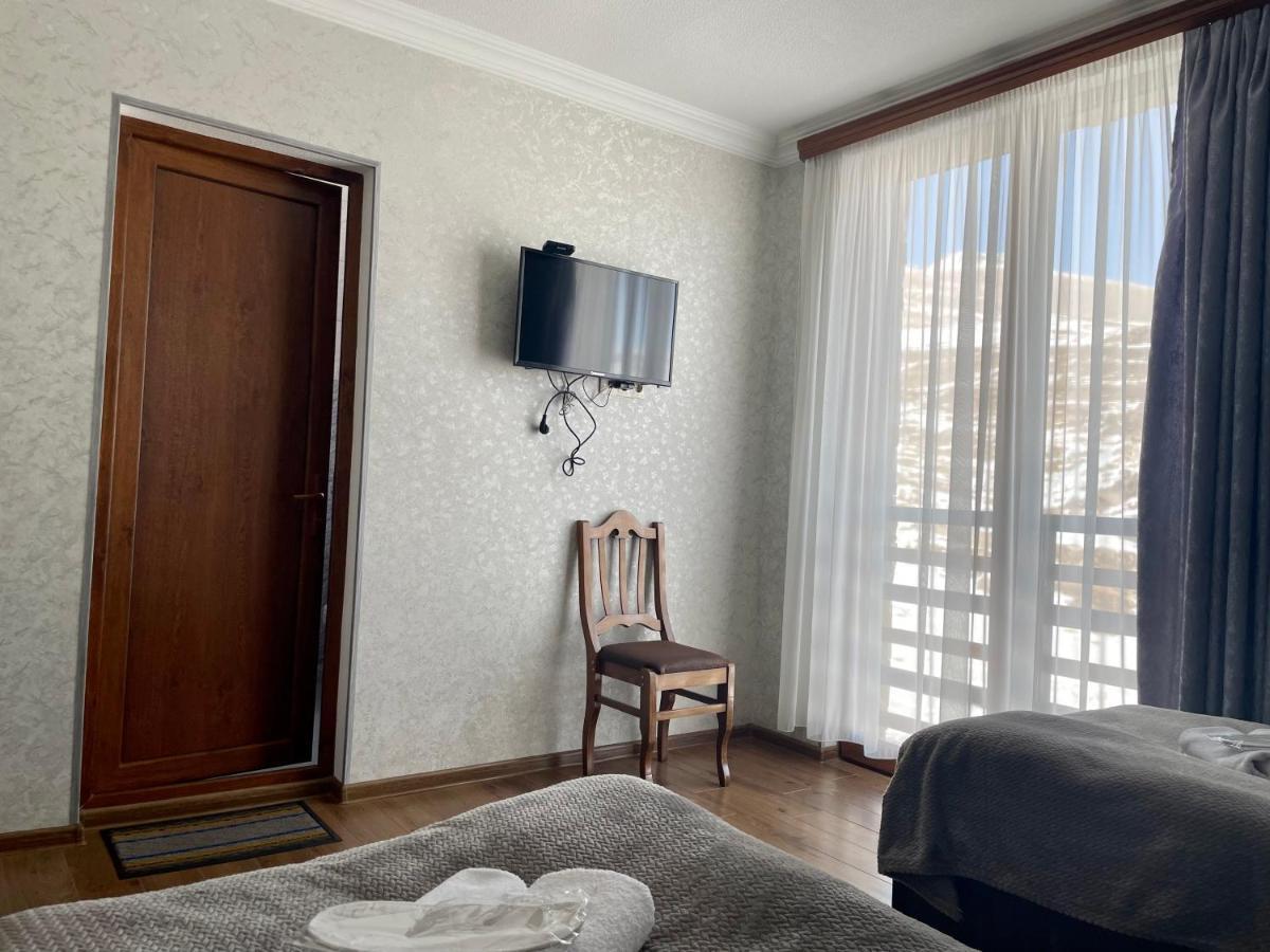 Gudauri Hillsite Hotel Екстериор снимка