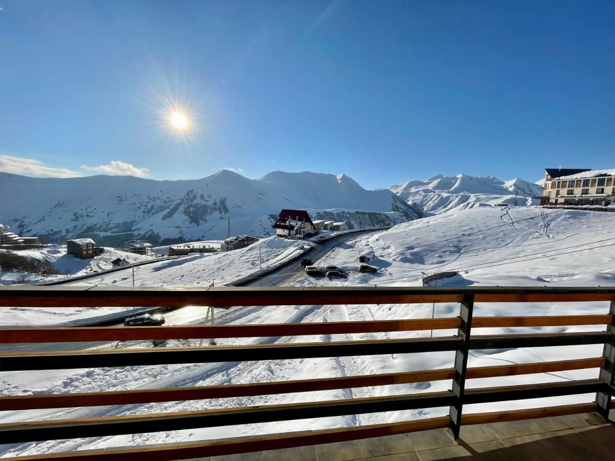 Gudauri Hillsite Hotel Екстериор снимка