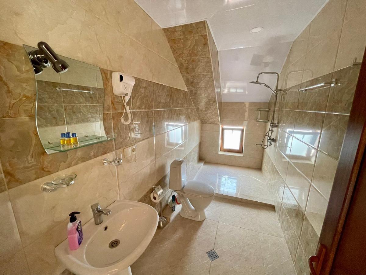Gudauri Hillsite Hotel Екстериор снимка